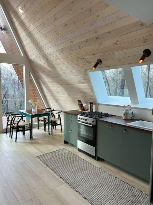 Fox Ridge-Black Alder Lodging Logan Bagian luar foto