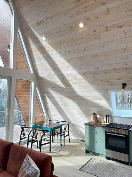 Fox Ridge-Black Alder Lodging Logan Bagian luar foto